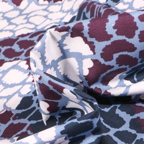 Tissu Coton imprimé Frou-Frou Mimetisme sur fond Bleu indigo