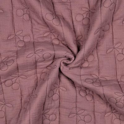Tissu Double gaze de Coton Matelassé Cerises brodées sur fond Vieux rose - Par 10 cm