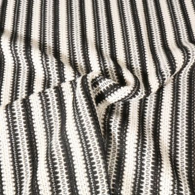 Tissu Crochet ajouré rayé Noir et Blanc - Par 10 cm