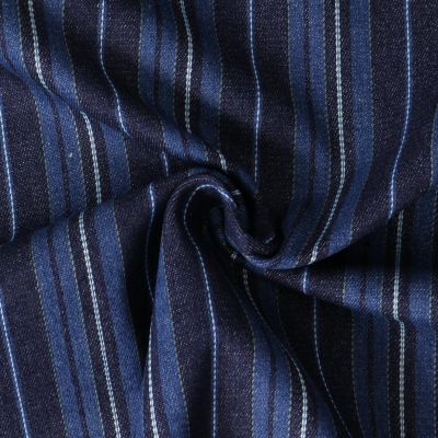 Tissu Jeans Denim Ninon rayures Bleues sur fond Bleu marine - Par 10 cm
