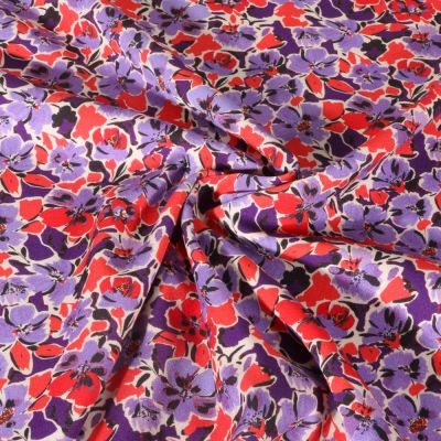 Tissu Viscose extensible Digital Fleurs parme et rouges sur fond Violet - Par 10 cm