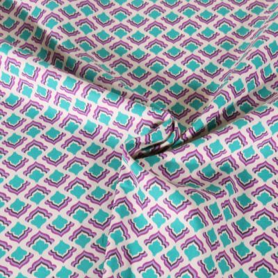 Tissu Popeline de Coton Poppy Mosaïque Andalouse turquoise sur fond Ecru - Par 10 cm