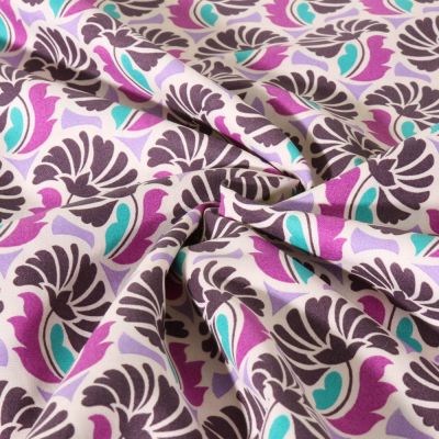 Tissu Popeline de Coton Poppy Plumes d’Orient parme sur fond Ecru - Par 10 cm