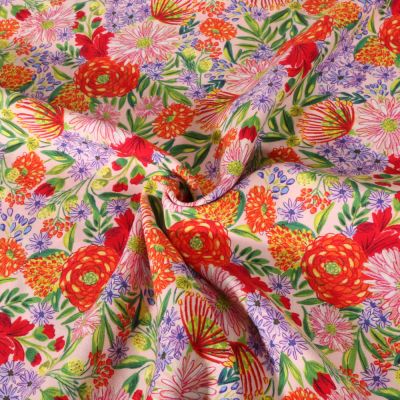 Tissu Viscose EcoVero Floral sur fond Rose pâle - Par 10 cm