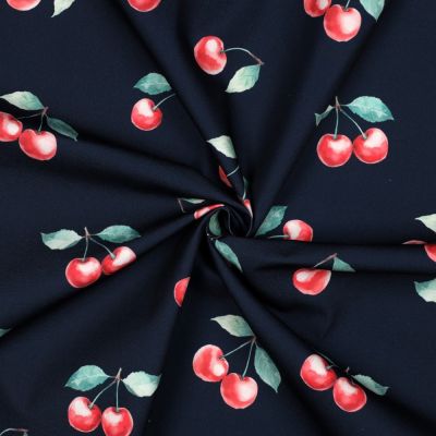 Tissu Nappe imperméable digital Cerises sur fond Bleu marine - Par 10 cm