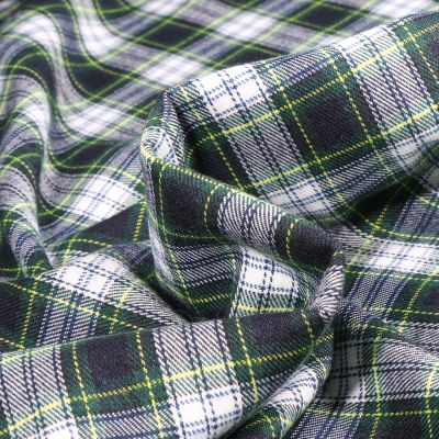 Tissu Tartan Ecossais  British sur fond Bleu marine - Par 10 cm