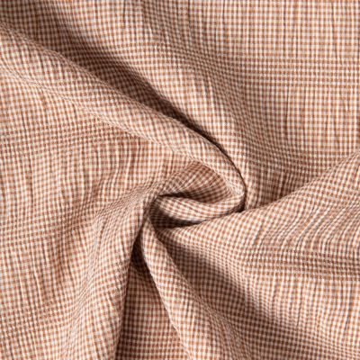 Tissu Polyviscose Seersucker aspect Lin lavé Suzy carreaux Blanc sur fond Beige sable - Par 10 cm