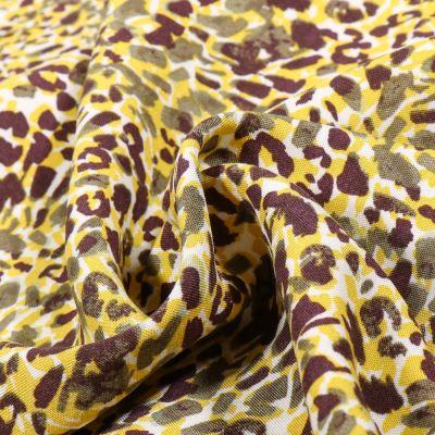 Tissu Viscose Chally Léop&#039; sur fond Jaune - Par 10 cm