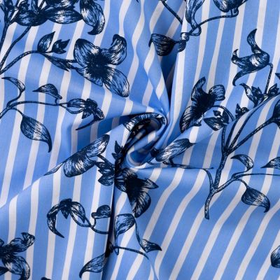 Tissu Coton légèrement extensible rayé et Fleurs noires sur fond Bleu ciel - Par 10 cm