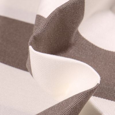 Tissu Toile extérieure Dralon Grande largeur Rayures sur fond Taupe - Par 10 cm