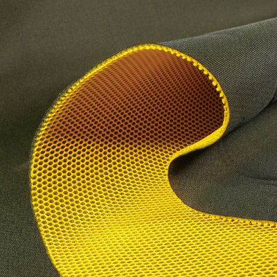 Tissu Résille matelassé mesh 3D Jaune - Par 10 cm