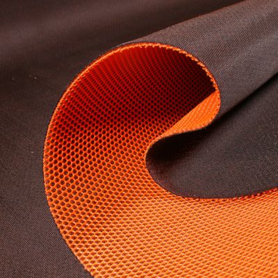 Tissu Résille matelassé mesh 3D Orange - Par 10 cm