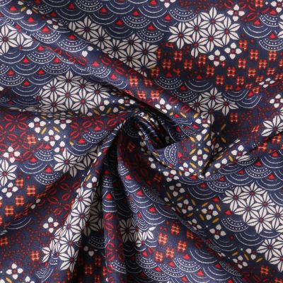 Tissu Coton Cretonne Shogun motifs traditionnels japonais sur fond Bleu - Par 10 cm