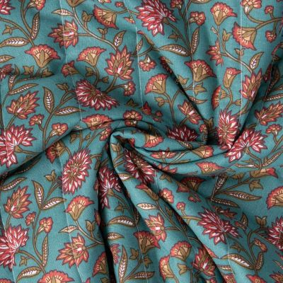 Tissu Coton Matelassé réversible Santal fleuris sur fond Bleu canard - Par 10 cm