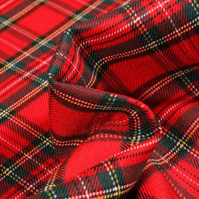 Tissu Tartan Ecossais  Robin sur fond Rouge - Par 10 cm