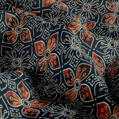 Tissu Voile de coton Batik Madras Fleuri sur fond Bleu indigo - Par 10 cm