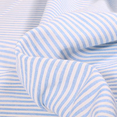Tissu Viscose de coton Ruth sur fond Blanc - Par 10 cm