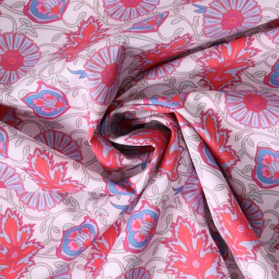 Tissu Coton imprimé indien Aarohi sur fond Blanc - Par 10 cm