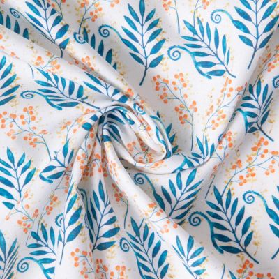 Tissu Coton imprimé rameaux Bleu et fleurs Corail sur fond Blanc cassé - Par 10 cm
