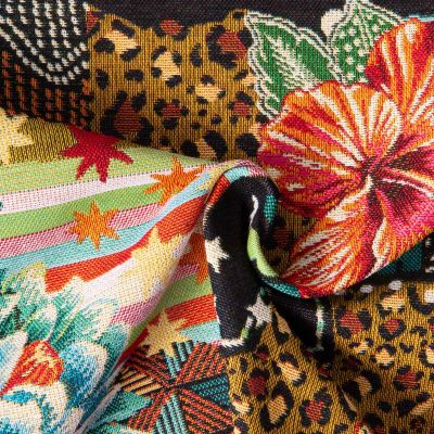 Tissu Jacquard Bossa-Nova Allover motif baroque tropical sur fond Noir - Par 10 cm