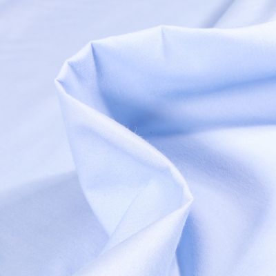 Tissu Popeline de coton mercerisé uni Elise Bleu ciel - Par 10 cm