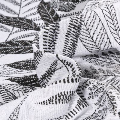 Tissu Jacquard Rossini sur fond Blanc - Par 10 cm