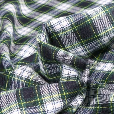 Tissu Tartan Ecossais  British sur fond Bleu marine - Par 10 cm