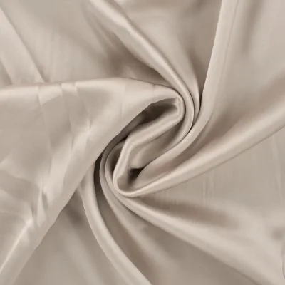 Tissu Satin de Viscose uni Beige - Par 10 cm
